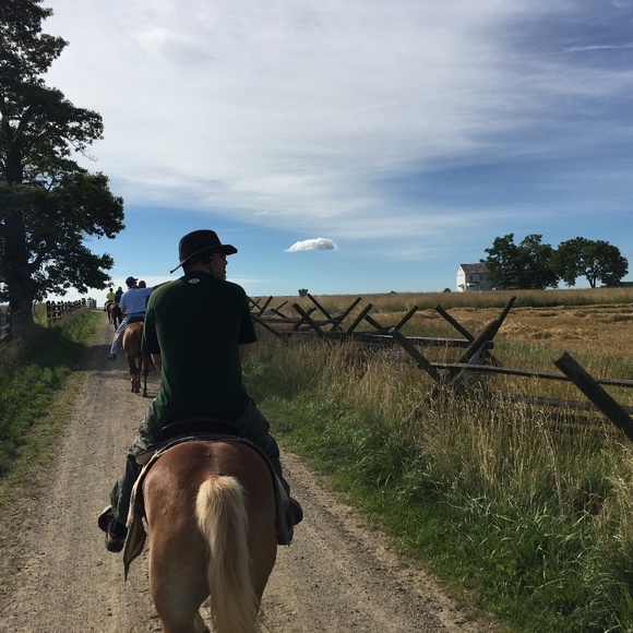 Meet your Posher, Kristin - Picture 1 of 1